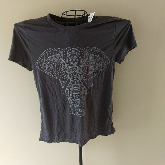lol vintage Tops - Nwt Elephant tee shirt
